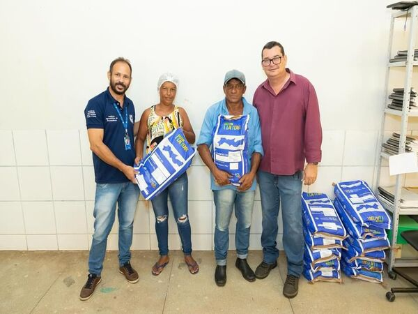 Doação do IPA destina-se a auxiliar os agricultores de Verdejante!